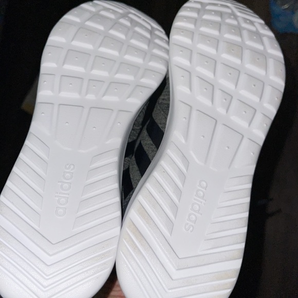 Adidas - Picture 3 of 3